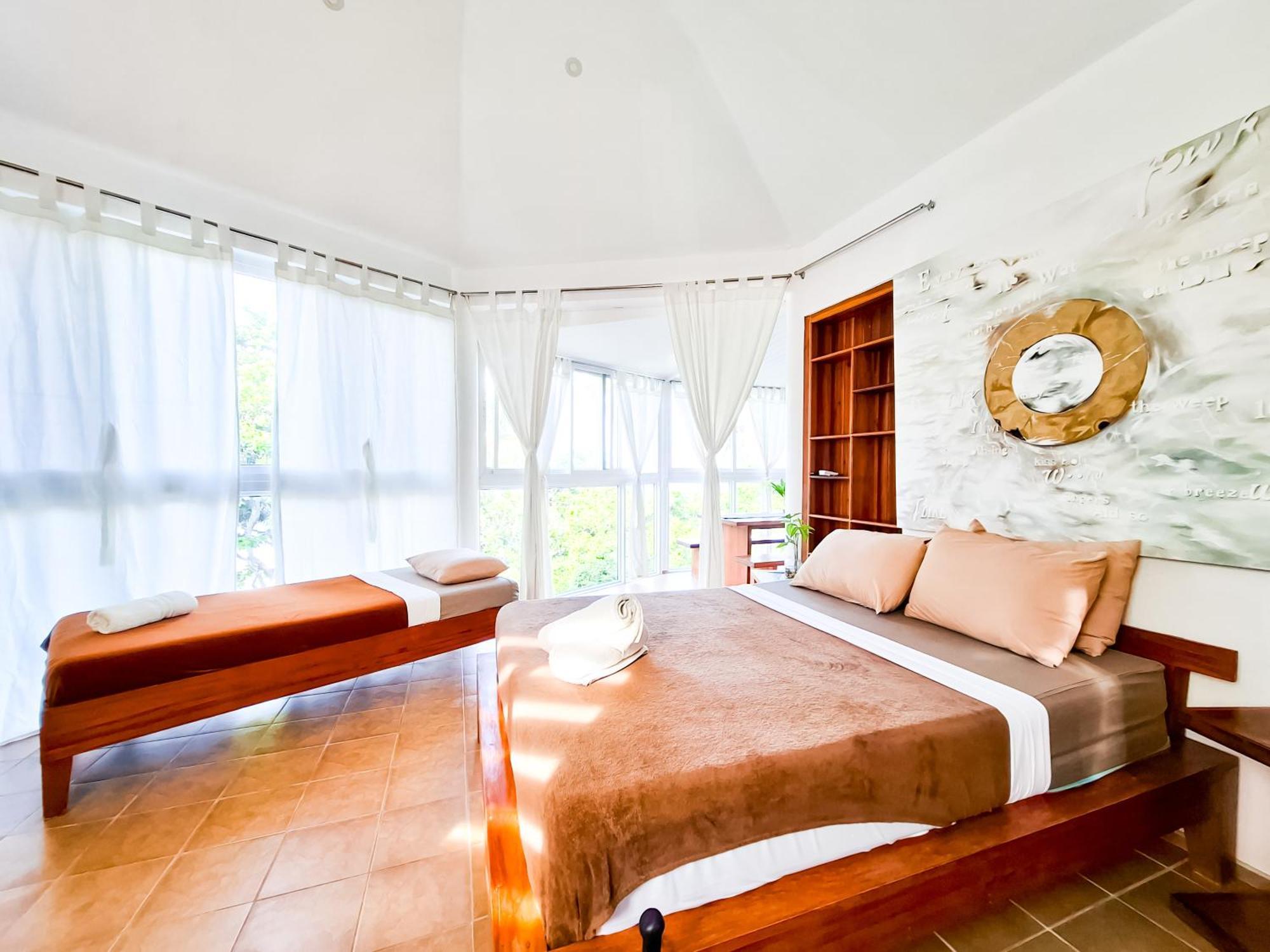 Aissatou Beach Resort Balabag  Экстерьер фото